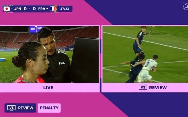 PK判定が物議！「ユニ伸びてるぞ！」日本代表FWが接触転倒→映像確認ノーファウルにファン騒然「お互いに引っ張ったか」【U-20W杯】