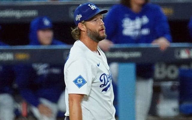 救援5失点で“幕引き”も…引退カーショーは屈辱のPS初登板「制球に苦しんだ」