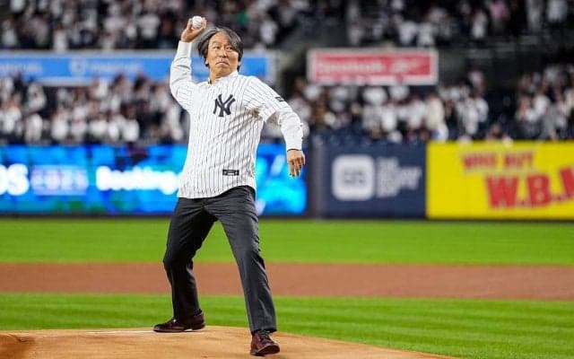 なんで…！？ 松井秀喜、豪快投球も“まさかの展開”「なぜ勝てない？w」始球式の“ジンクス継続”にファン困惑「松井さん何も悪くないけどな…」