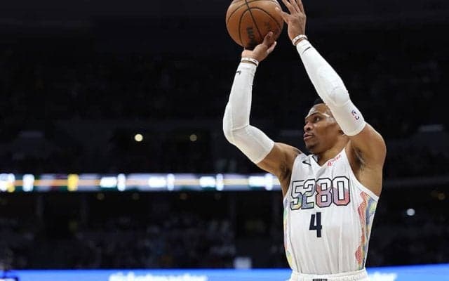 ナゲッツ退団後から移籍先が決まらないウェストブルック…中国チームが超高額オファー？