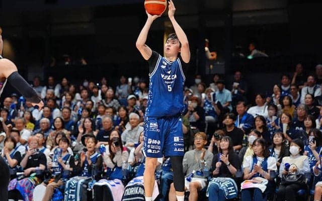 長崎が佐賀との激戦制しホーム開幕戦を白星で飾る…イヒョンジュンらが要所で3点弾炸裂