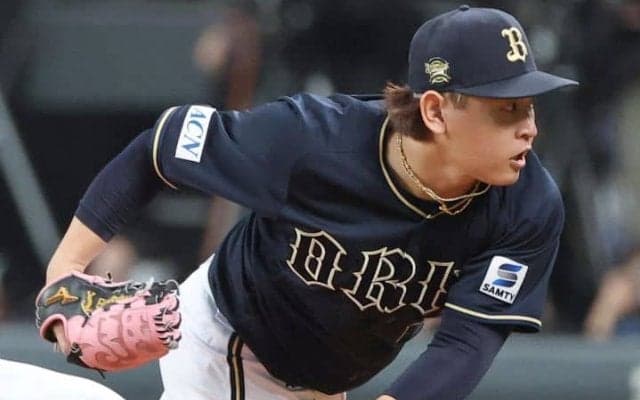 オリックス中堅手が懸命ダイブも後逸…一挙2失点につながり中継解説苦言「後ろに逸らしちゃいけない。前に落とす必要があった」