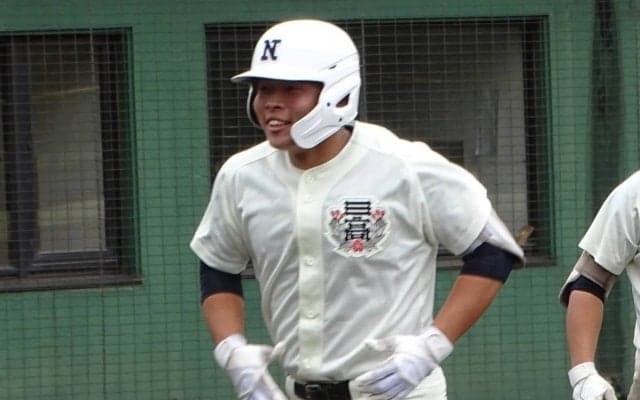 新主将に就任した日大三4番が重いムードを一掃する一発！猛攻で大森学園に逆転勝利【東京】