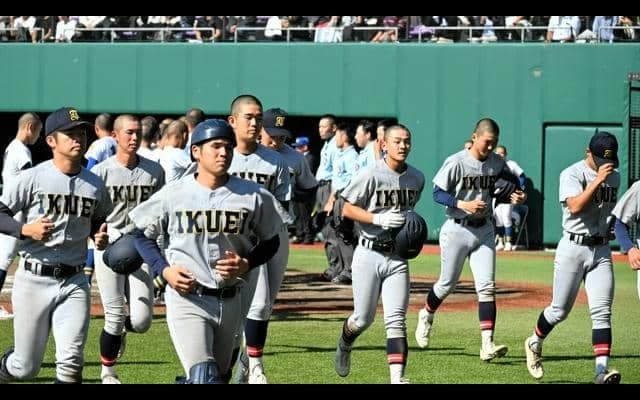 仙台育英が聖光学院に敗れる　須江航監督「言葉にしがたい敗戦」