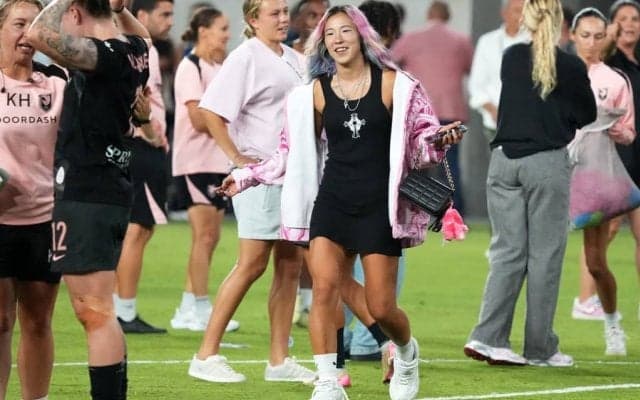 秘技バックヒールボレー!? 復活なでしこ遠藤純が超絶パスでアシスト記録！ 守屋都弥のロングパスから一瞬でチャンス創出｢美しい！｣｢ハンパない｣