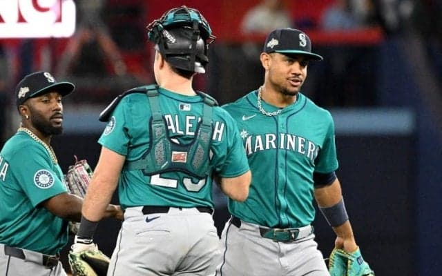 マリナーズ、リーグ優勝決定Sで2連勝　ポランコが勝ち越し3ラン…敵地沈黙、初のWS進出に前進