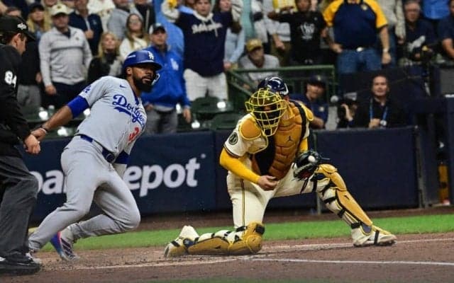 米放送局も「見たことがない」　ド軍好機を阻んだ“8-6-2”に困惑「クレイジーなプレー」