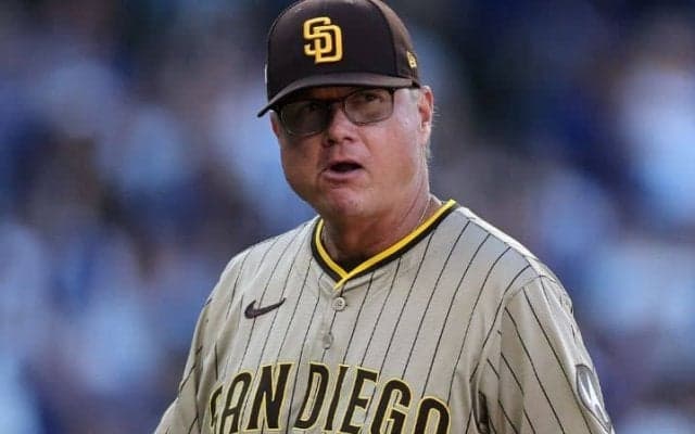 ダルビッシュ有の進退にも影響か　「精神的にも肉体的にも感情的にも深刻な負担」パドレス監督が契約2年残して電撃辞任