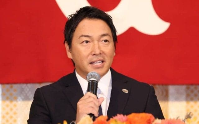 長野久義が引退会見「若い選手に託す」　坂本だけに相談…2軍生活で悟った限界、今後は「大学院に」