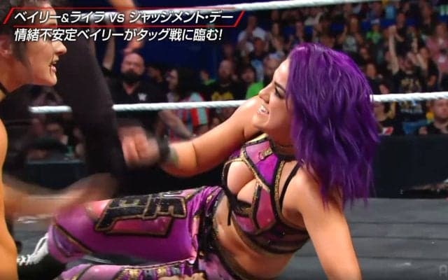 女子レスラーに“別人格”が現われる異変発生 ビンタされた瞬間に表情が一変…あまりの迫力に会場騒然