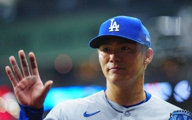 山本由伸は「とにかく狙い通りに投げ切っていた」　マスク越しに見たエースの快投、スミスも脱帽