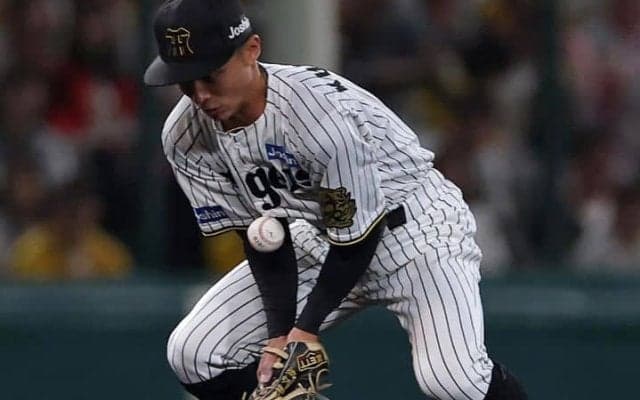 藤川阪神に垣間見えた「硬さ」　29歳遊撃手をNHK解説ズバリ「大事にいこうという気持ちが動きを悪くしましたね」