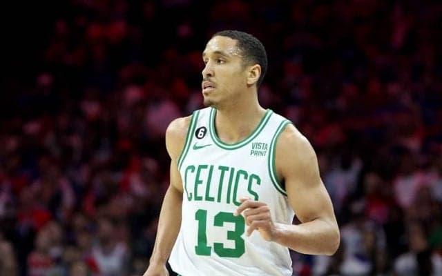 堅実な司令塔として9シーズンをプレーしたマルコム・ブログドンが現役引退を表明