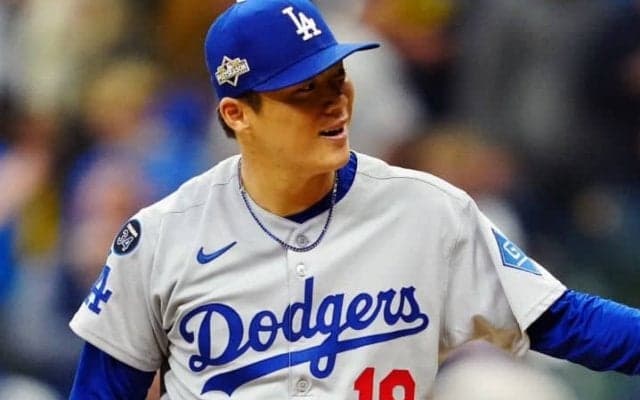 「なぜMLBで1球も投げてないのに大金を払う？」--大舞台で山本由伸が証明した“495億円の価値”　呼び覚ました2年前の懐疑論