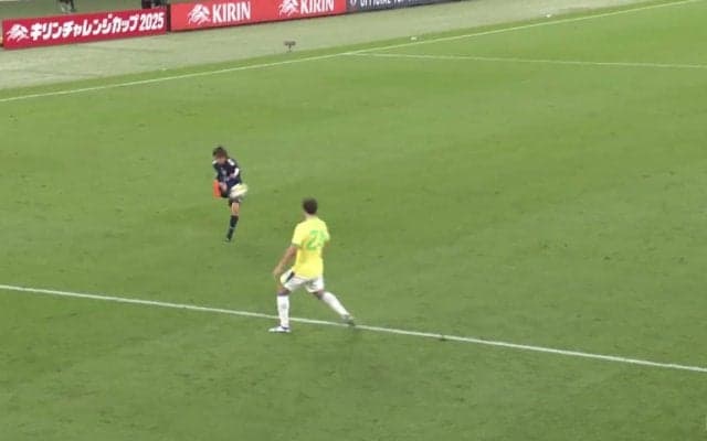 「精度やべーのよ」伊東純也、超精密クロスで決定機演出の瞬間「ガチで上手い」「最高のクロス」