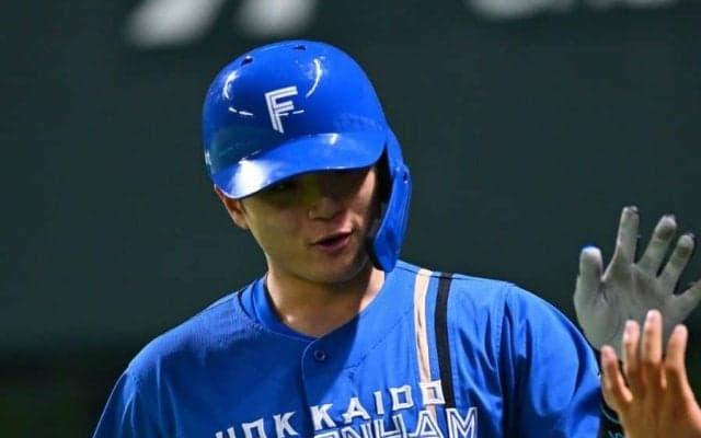日ハムで存在感抜群の27歳　「話は面白く、打撃もいい」守備でもフル回転…OB絶賛