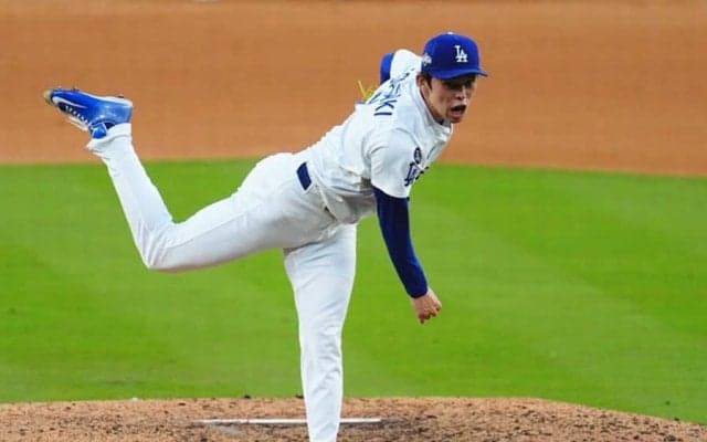 佐々木朗希が「完全に勝負師の顔」　大谷翔平よりも…“選ばれた1枚”に日米感動