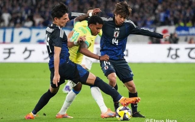 日本代表｢祝ブラジル初勝利｣の大激論(4)｢なぜ伊東純也はシャドー起用だったのか？｣、王国相手に｢45分間3－0｣快挙も…W杯優勝のために｢足りない｣勝利