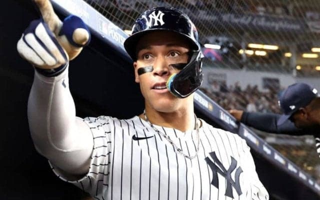 ジャッジの右肘に“メス不要”の朗報--ヤンキース主砲、回復へ光明　スタントンも復調気配「大きな救い」「陽の光が差した」