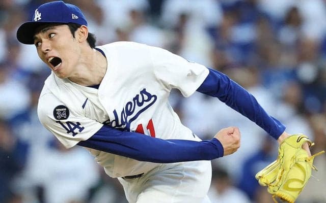 もはや暴力！ 佐々木朗希に「ドン引き」打者が混乱した“強すぎるストレート”「力でねじ伏せた」「絶対的守護神の投球」