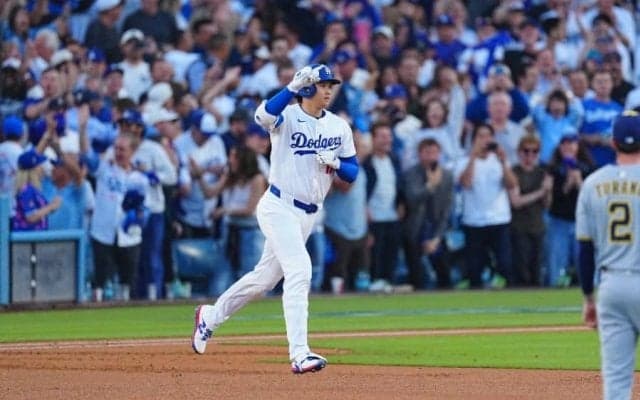 大谷翔平、名門140年史に刻んだ“史上初”　特大136m弾で生んだ「ド軍の投手としては」