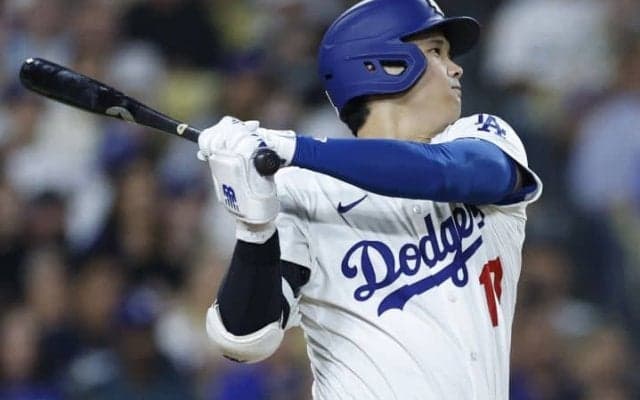 「私たちの目の前でそれをやってのけたんだ！」大谷翔平、飛距離143メートルのPS4号に“騒然”　フリーマンも頭を抱えて驚愕