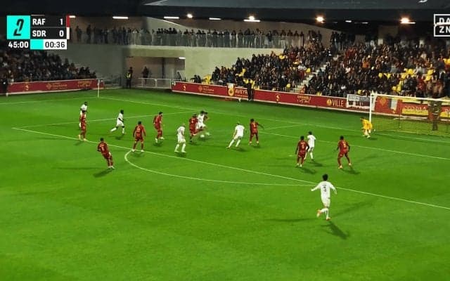 「無双状態きた」中村敬斗、ブラジル撃破から中２日でゴール！「なんで２部リーグにいるの？ってレベル」「狭いところで凄いな」密集で華麗なコントロールショット