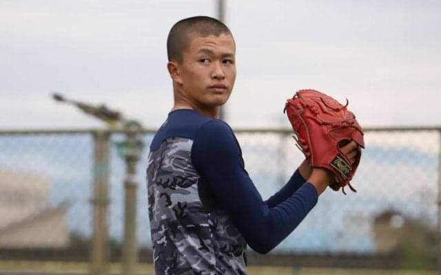 「もう一度あの舞台に戻りたい」1年で急成長を遂げた山梨学院の左腕エースが5年連続の選抜の切符に導く！
