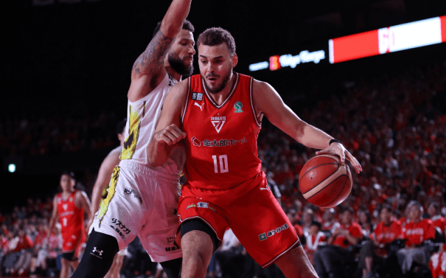 千葉Jが群馬との接戦を制しクラブ初の開幕6連勝…ホグが決勝ダンクを叩き込み19得点