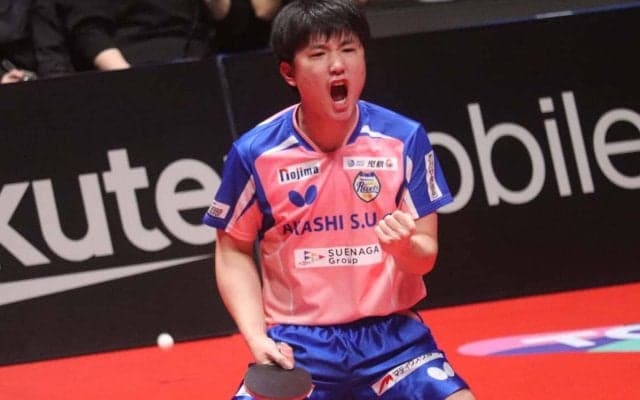 卓球男子の銅メダル獲得で張本智和が掴んだ自信　中国トップ3を撃破した2025年の手応え「胸を張って今後は戦える」