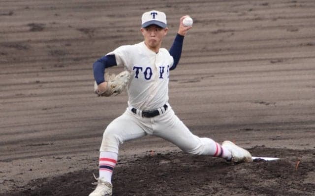 東洋大姫路がベスト８入り！名将・岡田監督は「なぜ勝てるのか分からない」と手厳しい評価もセンバツ当確まであと１勝【近畿】