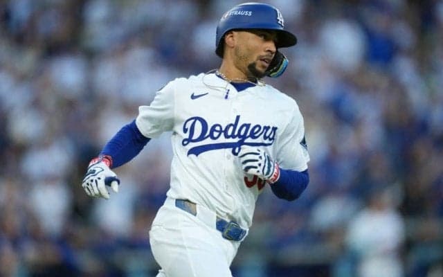 歓喜の美酒を終え…ベッツが放った一言　“野望”に前進も慢心なし、4度目頂点へ滲む想い