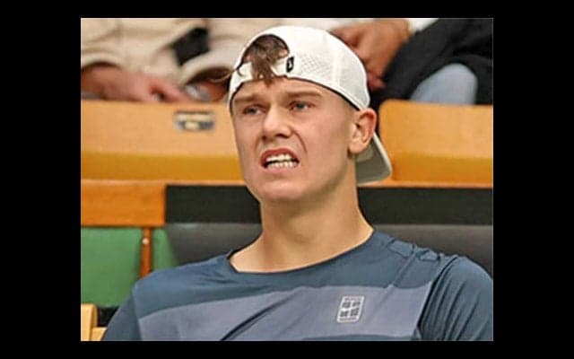  アキレス腱が「ポンッ」長期離脱か 