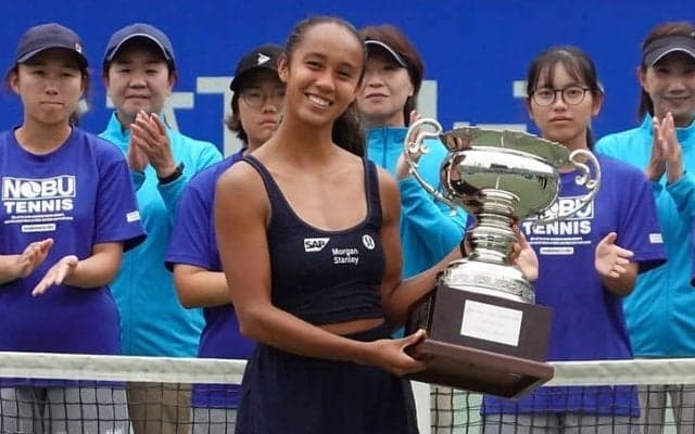 フェルナンデスが今季ツアー2度目の優勝！18歳の新鋭をフルセットで撃破「努力が実を結んで幸せ」[木下グループジャパンオープン]