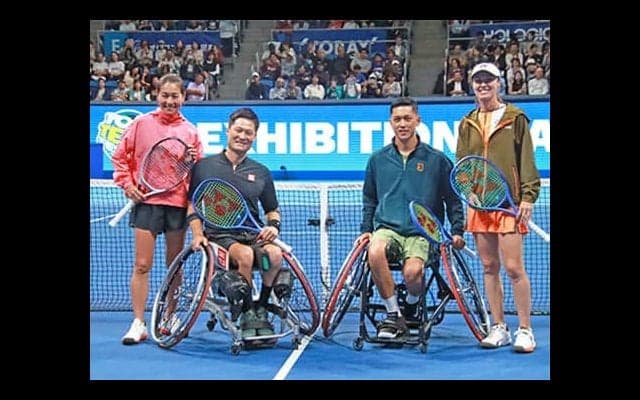  ヒンギス/小田凱人ペアが勝利 