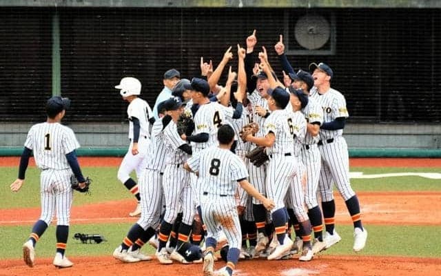 帝京長岡が日本文理を破り新潟同士の決勝制す　北信越地区高校野球