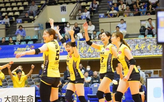 SVリーグ女子　開幕節連勝どうしの対決はKUROBEが埼玉上尾に連勝、Astemoとデンソーは1勝1敗