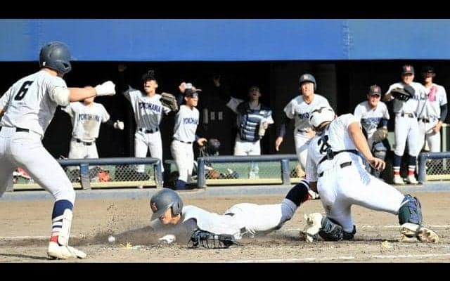選抜目指す横浜が関東大会4強逃す　「因縁の」専大松戸に競り負ける