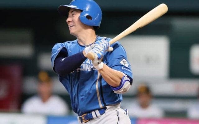 今オフ、移籍市場はベテラン外野手に注目か　「日本ハム32歳、元首位打者」「DeNA32歳、チームを引っ張るガッツマン」