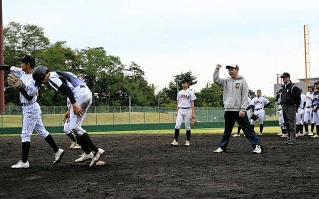宮城・名取で審判講習会　初参加の高校生「甲子園でジャッジしたい」