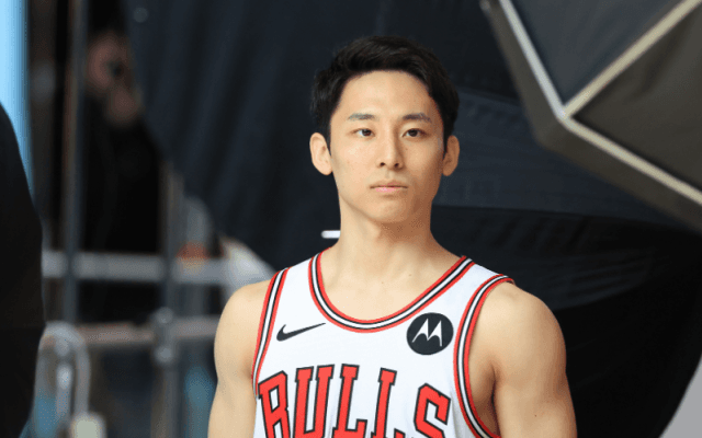 河村勇輝がシカゴに残りリハビリ続行…右下肢の負傷からの回復目指す