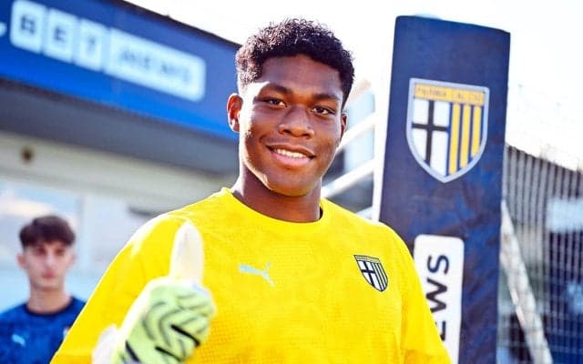 サッカー日本代表・鈴木彩艶の市場価値が倍増！　若きGKを欲しがるビッグクラブ３選