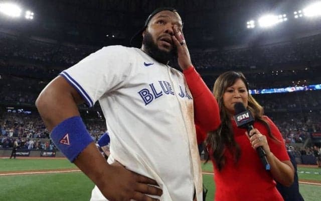 「カナダ人はアメリカの鼻をつつくような伏兵の立場を好む」　ブルージェイズ32年ぶり世界一へ「勢いは止まらない」と地元報道