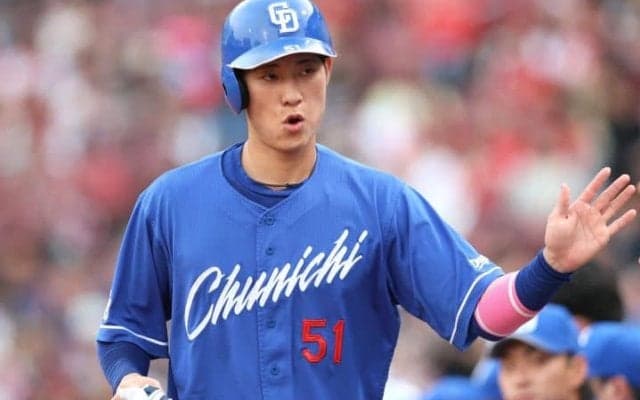 「中日のエリア51」が魅せた復活劇　7年ぶり規定打席の上林誠知が“走攻守”で輝いた再生の一年