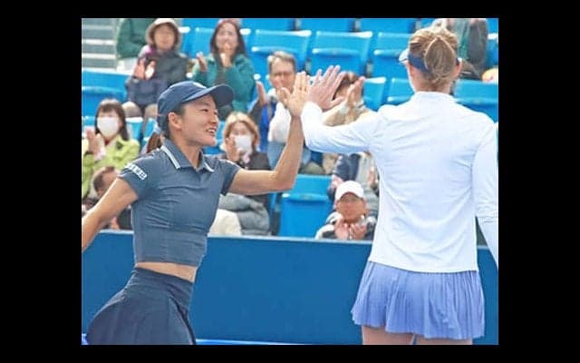  青山修子ペア 激闘制し東レPPO4強 