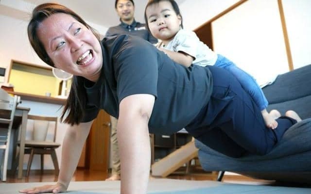 再びアイスホッケーのリンクへ　女子初のパラ世界選手権に出場し活躍