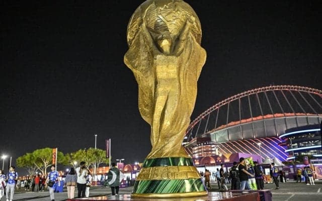 北中米W杯の｢チケット代｣が高すぎる件(2)決勝戦｢9000円～｣アピールも…購入できる｢最も安い席｣は30万円、2階席は｢41～63万円｣、さらに値上がりも！