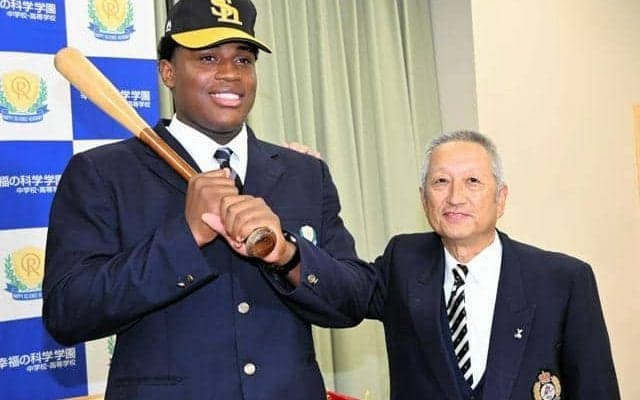 父は元中日ドミンゴ　幸福の科学学園エミール、ソフトバンク育成7位