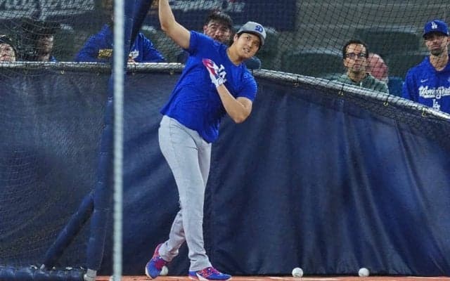 2階席でも見上げた打球…大谷150m弾に敵地スタッフが唖然　頭抱えて“思考停止”