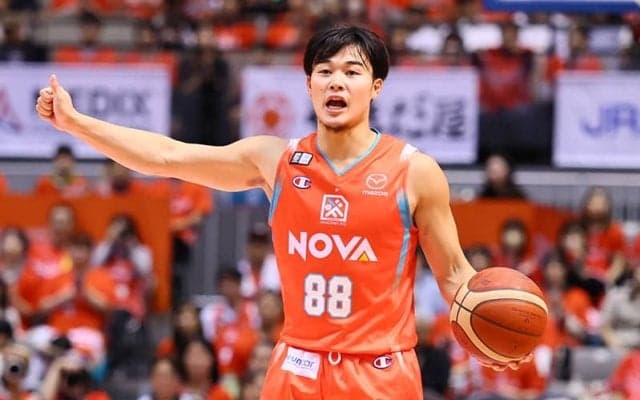 福岡第一、白鷗大で培った勝者のメンタル…佐藤涼成が広島で示す“楽しむ姿勢”